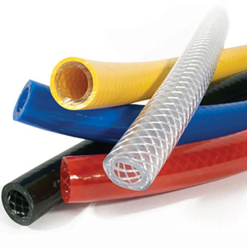 Flexibel förstärkt plastslang